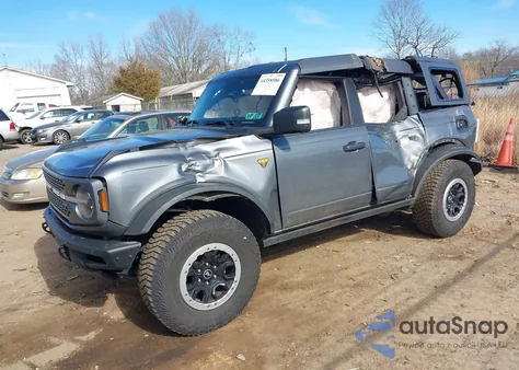 2022 Ford Bronco Badlands z USA, uszkodzony, nr VIN 1FMEE5DPXNLB53871